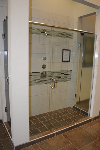 Shower & Bath Enclosures — image 12