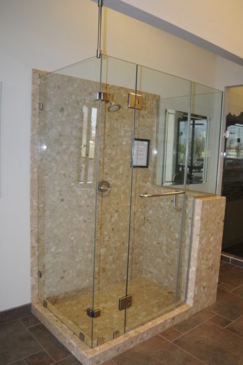Shower & Bath Enclosures — image 23