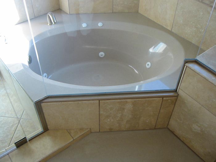 Shower & Bath Enclosures — image 56