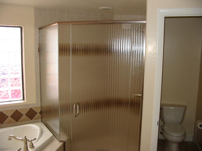 Shower & Bath Enclosures — image 64