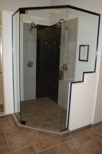 Shower & Bath Enclosures — image 19